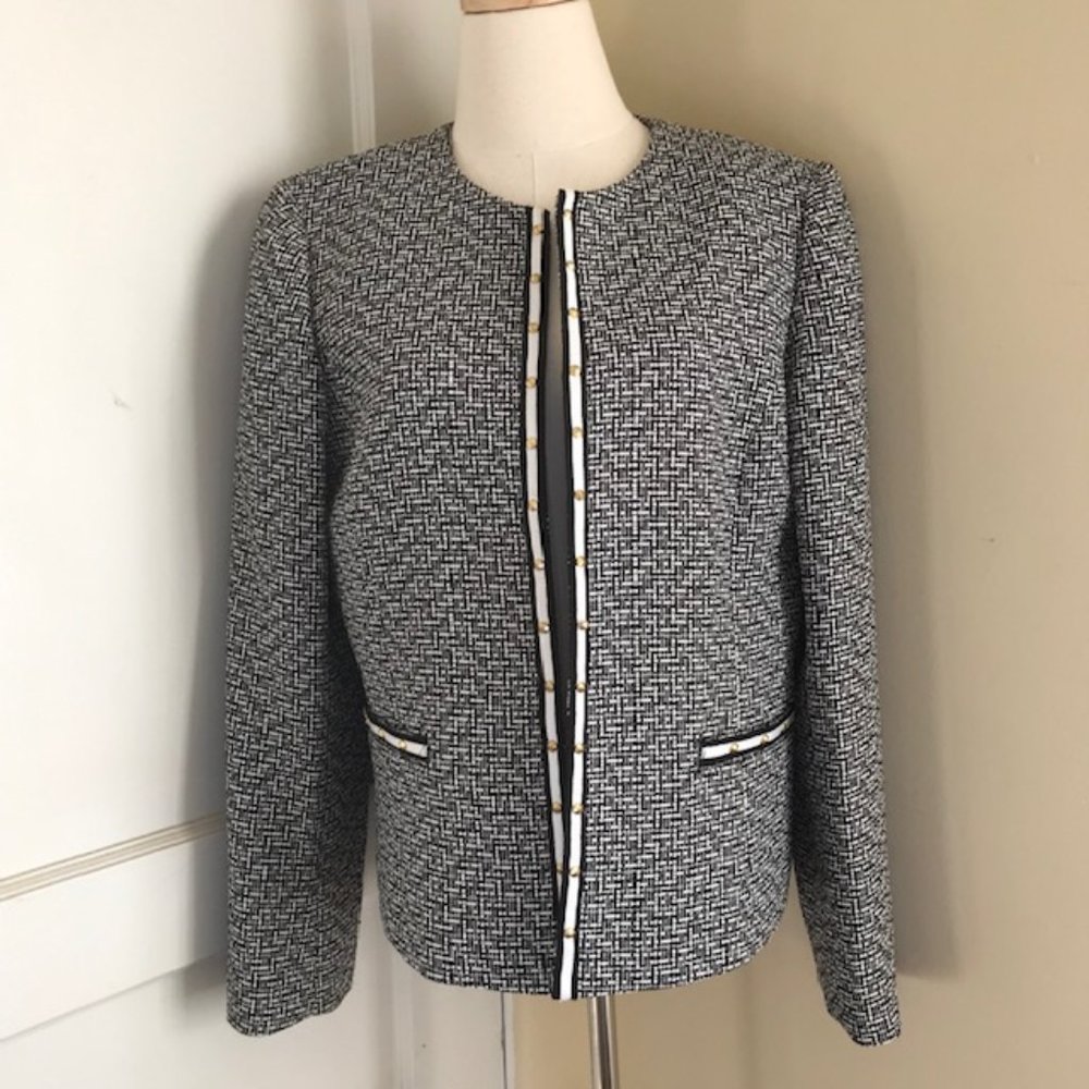 Tahari Classic Black/White Jacket - Size 12